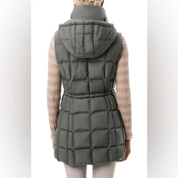 Bernardo Winter Resort Quilted Hooded Puffer Vest NEW NEVER WORN! SIZE S NO TAGS - Picture 2 of 10